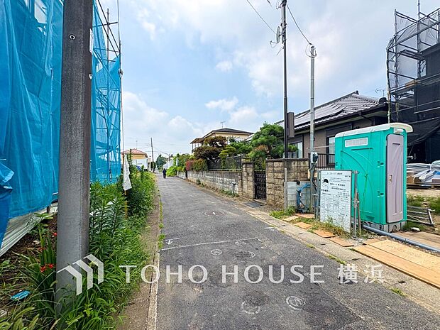 穏やかな住環境で子育てファミリーにもおすすめです。(2026年7月撮影)