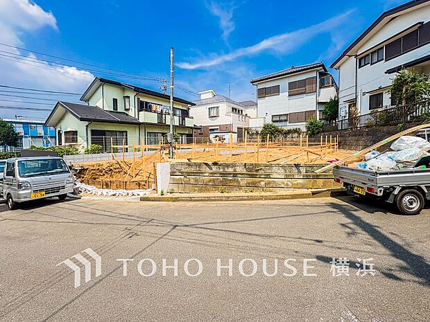 街並み全体のデザインへの拘りと充実した設備はきっとご満足いただける筈。(2026年7月撮影)