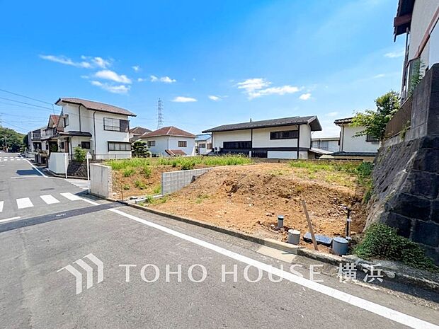 街並み全体のデザインへの拘りと充実した設備はきっとご満足いただける筈。(2026年7月撮影)