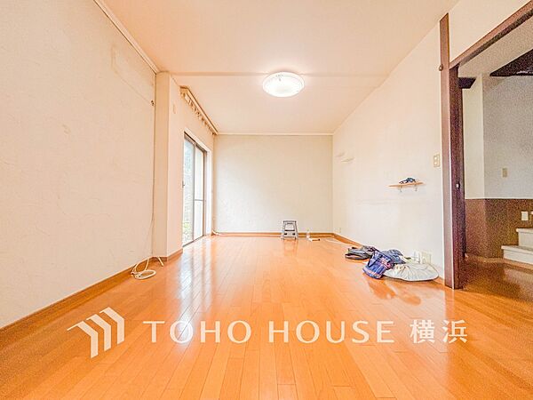 和やかで洗練された空間の演出。寛ぎとコミュニケーションを育む居心地のよい場所。