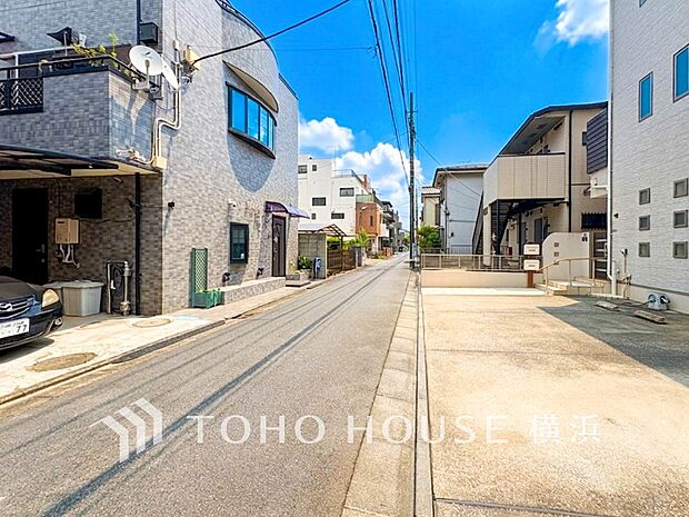 穏やかな住環境で子育てファミリーにもおすすめです。(2026年7月撮影)