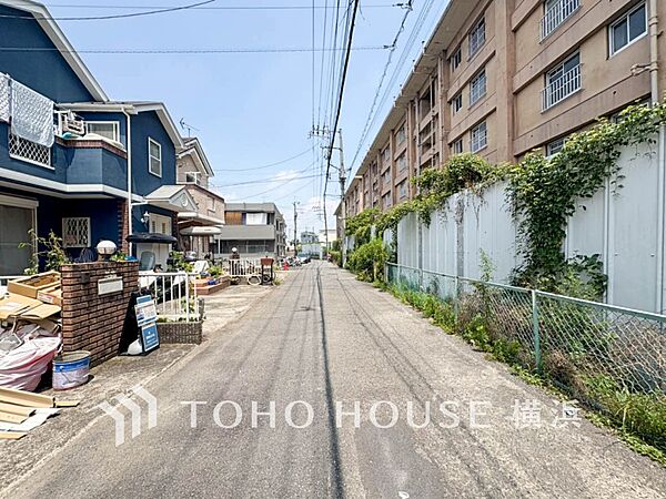 子育て環境、生活利便に優れた住環境に立地し、ゆとりある生活が送れます。