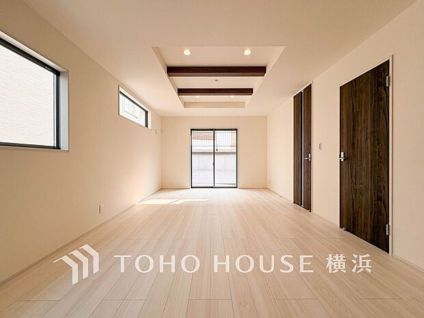 和やかで洗練された空間の演出。寛ぎとコミュニケーションを育む居心地のよい場所。