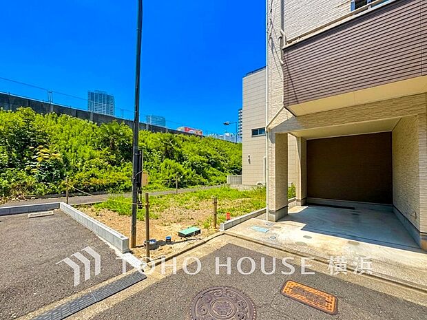 街と住まいが心地よい暮らしを演出します。(2026年7月撮影)