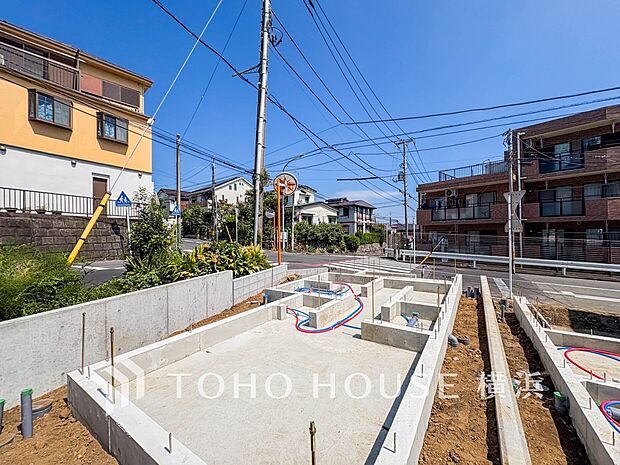 街と住まいが心地よい暮らしを演出します。(2026年7月撮影)