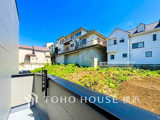 お部屋にも爽やかな風と暖かく柔らかな日差しが差し込み、毎日の暮らしを豊かに彩ります。