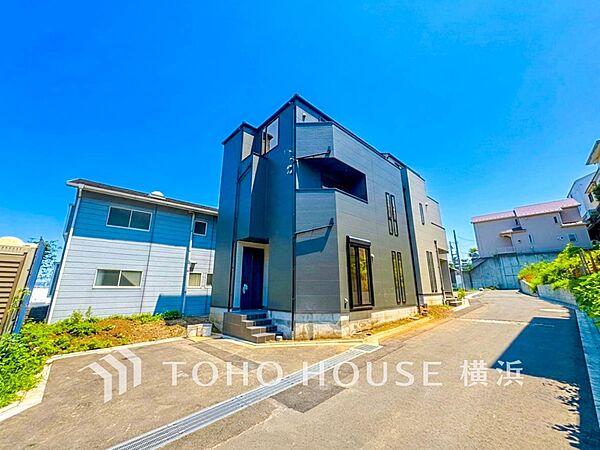 時間のゆとりと空間、爽やかな陽光がもたらす光と風を贅沢なまでに感じる暮らしが始まります。
