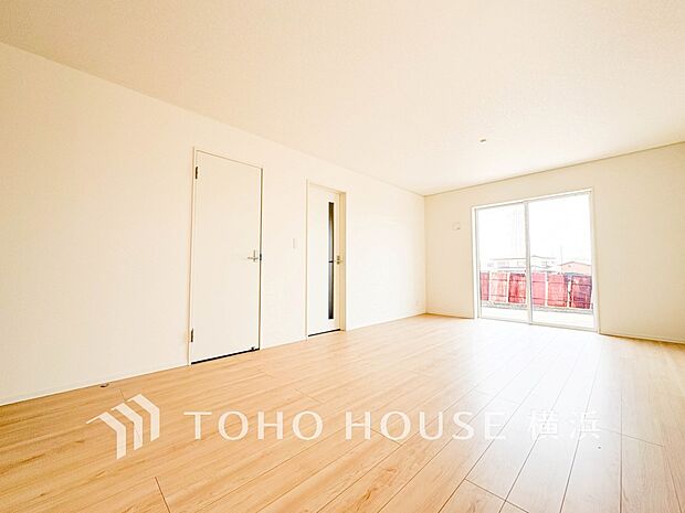 家族と過ごす時間を大切にしたい方にぴったりの明るくゆとりある住空間です。