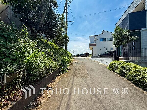 街と住まいが心地よい暮らしを演出します。（2026年7月撮影）