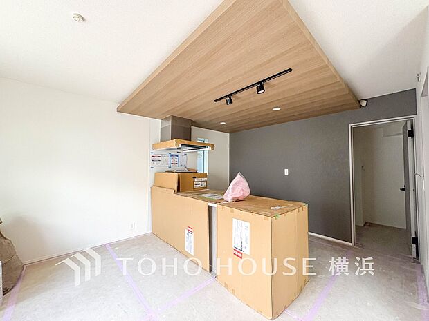 家族の健康を支えるキッチン。毎日使う場所だから気持よく使えて、居心地の良い空間に。