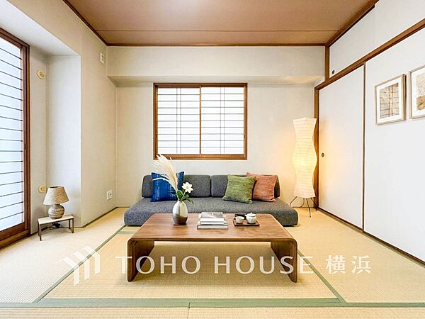 温かみと落ち着きが感じられる和室。（生成AIによるイメージです。家具・小物は販売価格に含まれません）