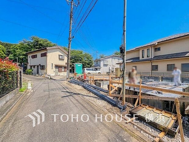 穏やかな住環境で子育てファミリーにもおすすめです。(2026年6月撮影)