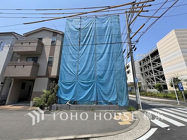 街並み全体のデザインへの拘りと充実した設備はきっとご満足いただける筈。(2026年7月撮影)