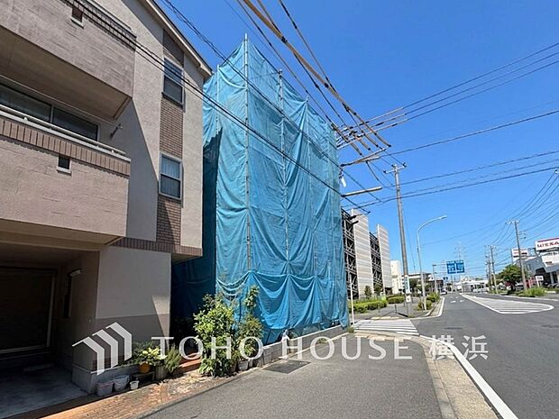 生活利便に優れた住環境に立地し、ゆとりある生活が送れます。(2026年7月撮影)