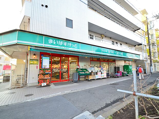 まいばすけっと 綱島東5丁目店 700m イオン系列の小型スーパー。食品、雑貨等、生活に必要なものをコンパクトに手に入れることができます。