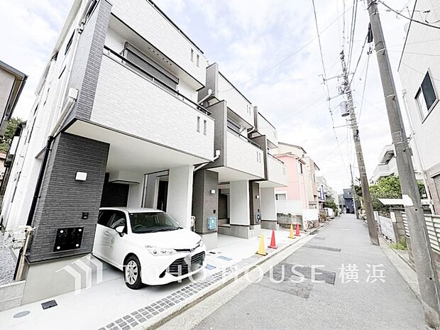 雨や紫外線から大切な愛車を守る、ビルトインガレージはセキュリティ面も安心です。
