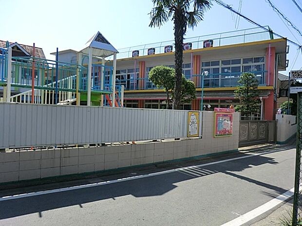 白山幼稚園 270m 子どもたちの「感性」や「自然環境を大切にする心」を育てます。伝統の行事を大切にした幼稚園です。