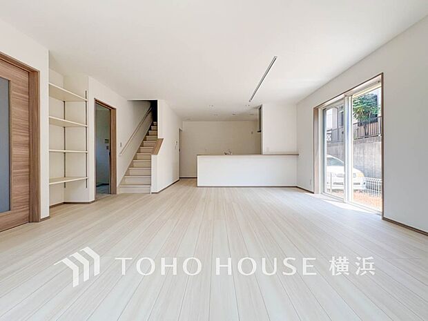 集いの場、憩いの場としての快適性を求めたやすらぎの空間です。