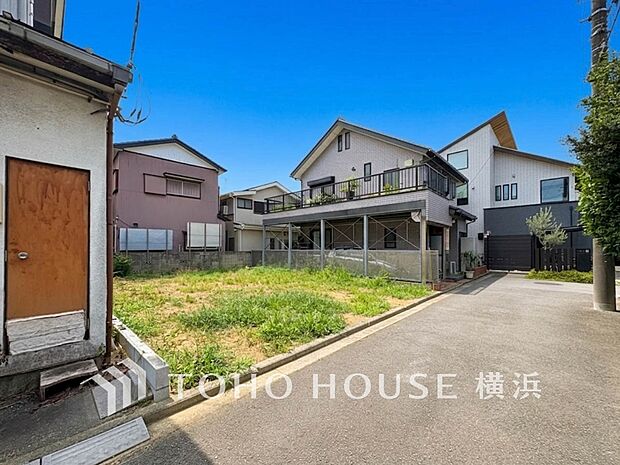 良質な環境に暮らす永住の邸がここに誕生します。(2026年7月撮影)
