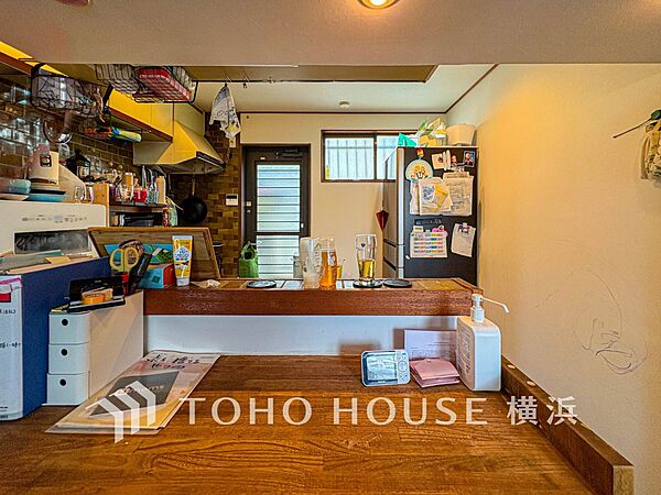集いの場、憩いの場としての快適性を求めたやすらぎの空間です。