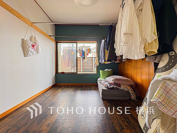 心地よい光と風があふれています。プライベートな自分時間を快適に過ごせるお部屋。