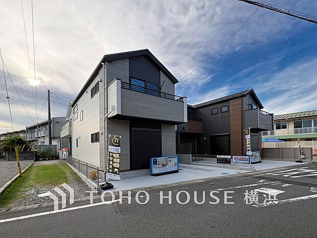 生活利便に優れた住環境に立地し、ゆとりある生活が送れます。