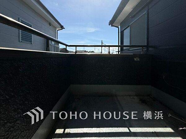 お部屋にも爽やかな風と暖かく柔らかな日差しが差し込み、毎日の暮らしを豊かに彩ります。