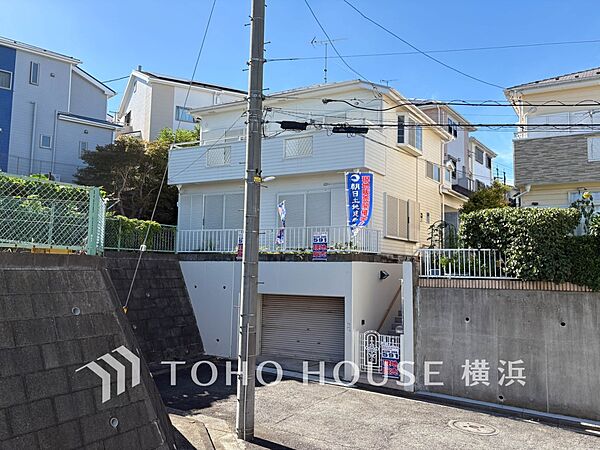 永く暮らす場所として恵まれた環境です。（2026年8月撮影）