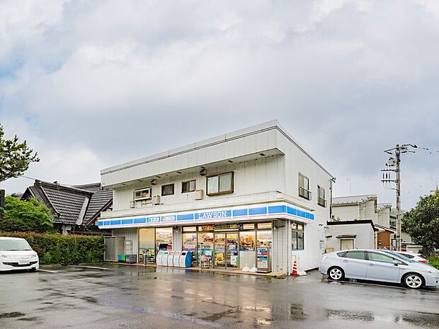 ローソン田谷店 1500m ちょっとした買い物や支払いなど近くにあると便利ですね。
