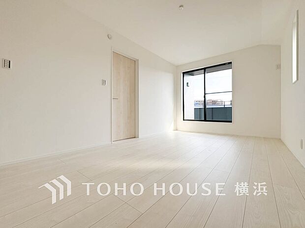 穏やかな寛ぎを届ける上質仕様のゆとりあるお部屋。心豊かにできるプライベート空間。