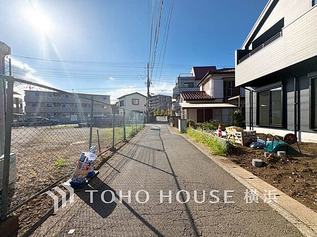 生活利便に優れた住環境に立地し、ゆとりある生活が送れます。