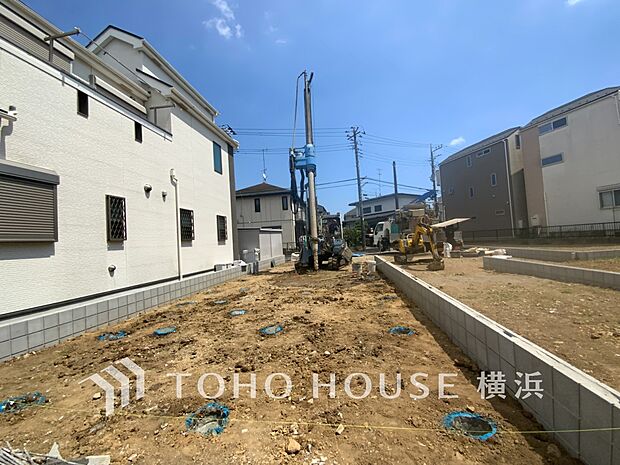 通風・採光にも優れ、心地よい光と風が溢れています。(2026年8月撮影)