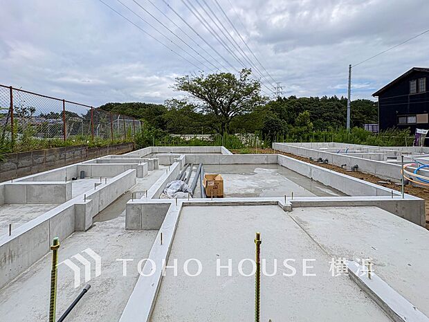 街と住まいが心地よい暮らしを演出します。(2026年8月撮影)