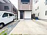 駐車場：敷地内に駐車スペースがあると、日々の暮らしのをスムーズに運ぶ事が出来ます。