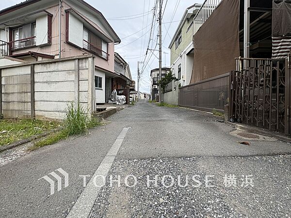 子育て環境、生活利便に優れた住環境に立地し、ゆとりある生活が送れます。（2026年8月撮影）