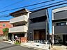 玄関：お住まいの顔となる玄関。住まう方のプライドを満たすクオリティを備えています。 