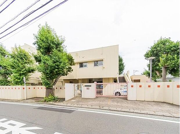 横浜市竹之丸保育園 500m 地域との交流も図りながら安心してお子様を預けられる保育園を目指しています。