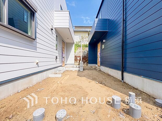 お住まいの顔となる玄関。住まう方のプライドを満たすクオリティを備えています。