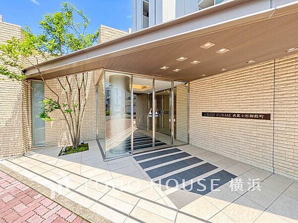 帰宅されるご家族や訪れる方を優しく迎え、安らぎに満ちた生活空間を予感させてくれます。