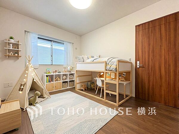 穏やかな寛ぎを届けるお部屋。※生成AIによるイメージです。家具・小物は販売価格に含まれません。