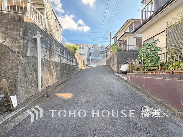 子育て環境、生活利便に優れた住環境に立地し、ゆとりある生活が送れます。