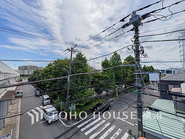 開放的で気持ちの良い眺望と青い空を満喫できます。