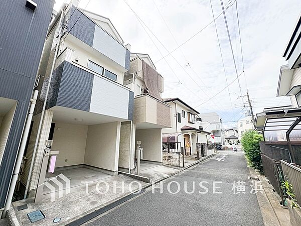 子育て環境、生活利便に優れた住環境に立地し、ゆとりある生活が送れます。