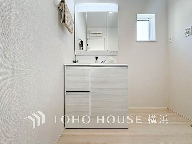 ご家族の1日が始まり、1日の終わりを締めくくる洗面空間。