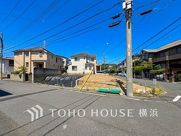 街と住まいが心地よい暮らしを演出します。(2026年8月撮影)