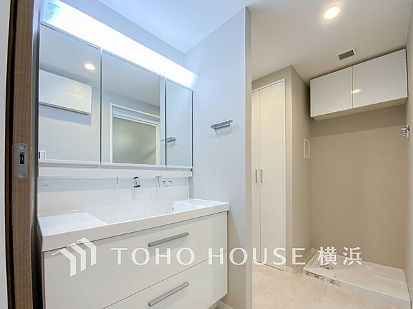 ご家族の1日が始まり、1日の終わりを締めくくる洗面空間。