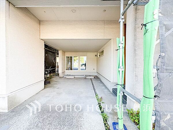 雨や紫外線から大切な愛車を守る、ビルトインガレージはセキュリティ面も安心です。