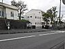 周辺：横浜市立日野南小学校　190m　徒歩3分。小学校が近いのは子育てファミリーにもおすすめのポイントです。 