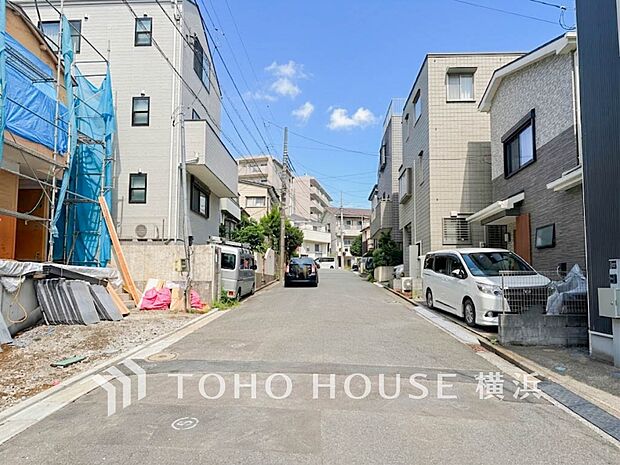 穏やかな住環境で子育てファミリーにもおすすめです。(2026年8月撮影)