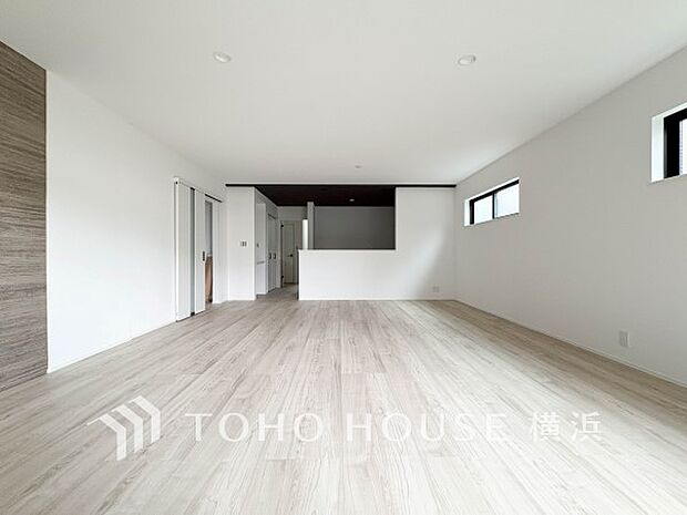 集いの場、憩いの場としての快適性を求めたやすらぎの空間です。